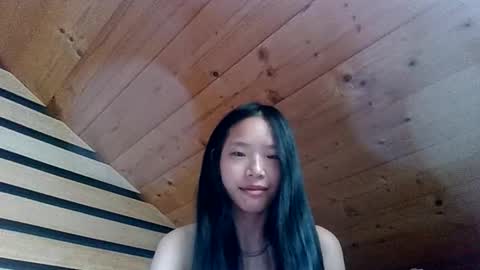Snapshot of missversatile chatting on June 2026 05:31:02 AM Miss Versatile online show from June 2026 05:31:02 AM