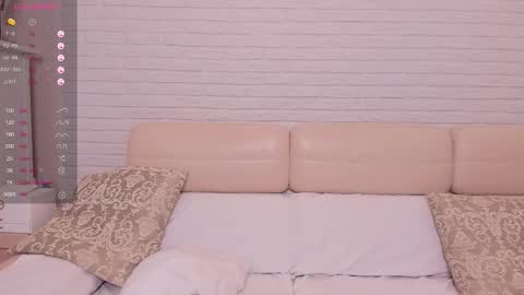 Snapshot of missxcaprice chatting on October 2025 03:58:02 AM missxcaprice online show from October 2025 03:58:02 AM