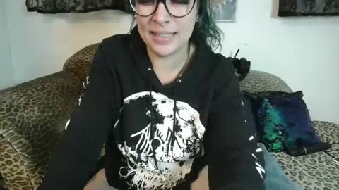 Missy Dee online show from October 2025 07:00:02 AM