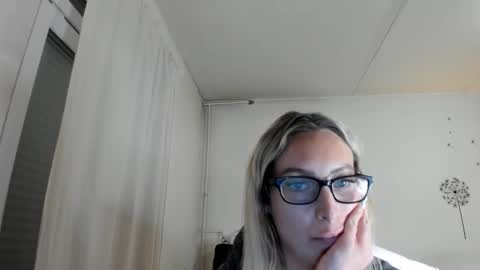 Missy matrix online show from October 2025 07:01:02 PM