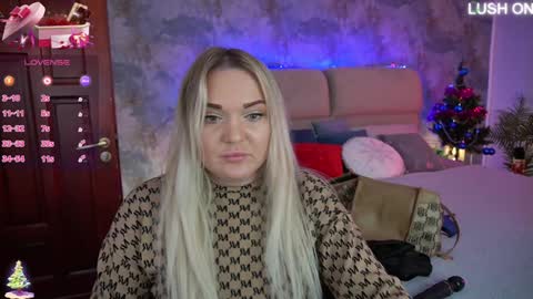 Snapshot of missyymartinezz chatting on December 2024 07:44:02 AM Amely online show from December 2024 07:44:02 AM