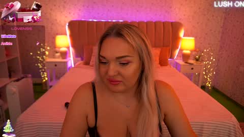 Snapshot of missyymartinezz chatting on January 2025 07:54:01 AM Amely online show from January 2025 07:54:01 AM