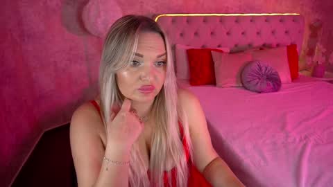 Snapshot of missyymartinezz chatting on January 2025 08:21:01 AM Amely online show from January 2025 08:21:01 AM