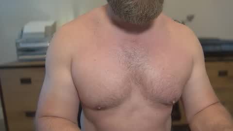 Snapshot of mister_dilf chatting on June 2026 02:33:01 PM MISTER DILF online show from June 2026 02:33:01 PM