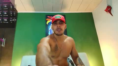 Snapshot of mister_latino27 chatting on November 2025 04:45:02 AM Mster online show from November 2025 04:45:02 AM