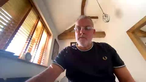 Snapshot of misterblivs chatting on September 2025 12:29:01 PM Misterblivs online show from September 2025 12:29:01 PM