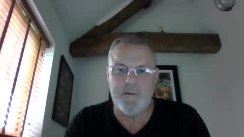 Snapshot of misterblivs chatting on November 2025 01:18:02 PM Misterblivs online show from November 2025 01:18:02 PM