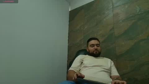 misterslapalot_96 online show from February 2025 07:36:01 PM