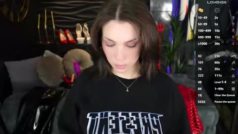 Darsy online show from November 2025 04:57:01 AM