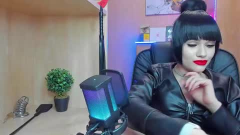 Mistress Kristi online show from February 2025 08:38:02 PM