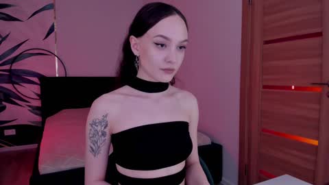 Snapshot of mistress_mialibra chatting on January 2025 12:37:01 AM Mistress Mia online show from January 2025 12:37:01 AM