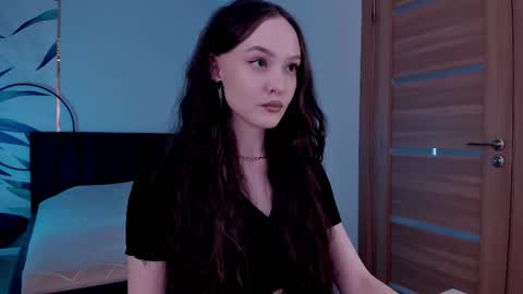 Snapshot of mistress_mialibra chatting on September 2025 12:43:02 PM Mistress Mia online show from September 2025 12:43:02 PM