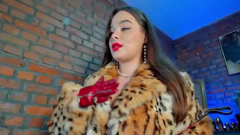 Snapshot of mistress_milana_ chatting on December 2024 04:50:01 PM mistress_milana_ online show from December 2024 04:50:01 PM