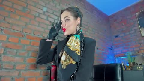 Snapshot of mistress_milana_ chatting on February 2025 01:53:02 PM mistress_milana_ online show from February 2025 01:53:02 PM