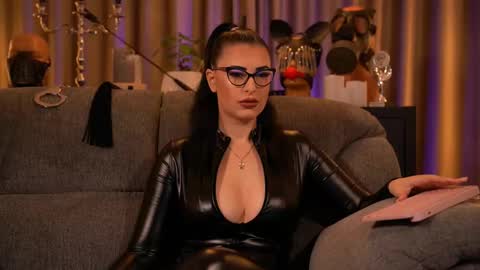 Mistress Kelly online show from September 2025 09:31:02 PM