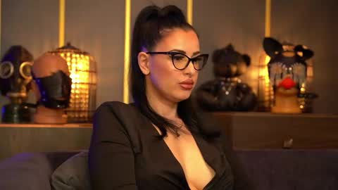 Mistress Kelly online show from February 2026 11:56:01 PM