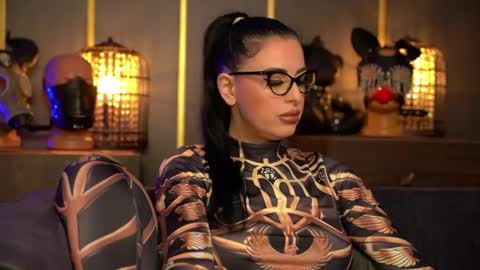 Snapshot of mistresskellykent chatting on May 2026 11:57:01 PM Mistress Kelly online show from May 2026 11:57:01 PM