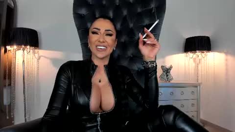 mistresskennya online show from June 2026 04:12:02 AM