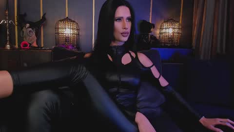 Snapshot of mistresslexa chatting on January 2025 01:48:01 AM MIstress Lexa online show from January 2025 01:48:01 AM