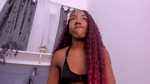 mistt_miaa online show from January 2026 06:46:02 PM