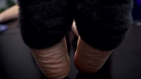 Snapshot of mistybarnes chatting on December 2024 02:30:02 PM MistyBarnes NONUDE MODEL online show from December 2024 02:30:02 PM