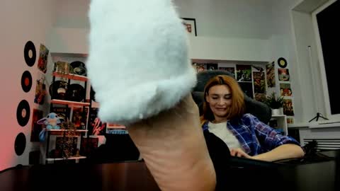 Snapshot of mistybarnes chatting on December 2024 12:38:01 PM MistyBarnes NONUDE MODEL online show from December 2024 12:38:01 PM