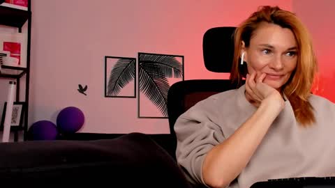 Snapshot of mistybarnes chatting on January 2025 11:58:02 AM MistyBarnes NONUDE MODEL online show from January 2025 11:58:02 AM