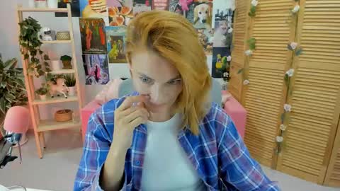 Snapshot of mistybarnes chatting on February 2025 08:53:02 AM MistyBarnes NONUDE MODEL online show from February 2025 08:53:02 AM