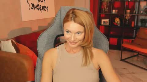 Snapshot of mistybarnes chatting on October 2025 02:37:01 PM MistyBarnes NONUDE MODEL online show from October 2025 02:37:01 PM