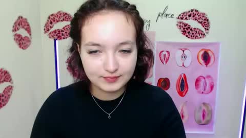 Snapshot of mistyrosee chatting on October 2025 07:34:01 AM Aria online show from October 2025 07:34:01 AM