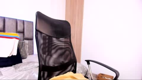 Snapshot of mitchbukanan chatting on June 2026 01:11:02 AM mitchbukanan online show from June 2026 01:11:02 AM