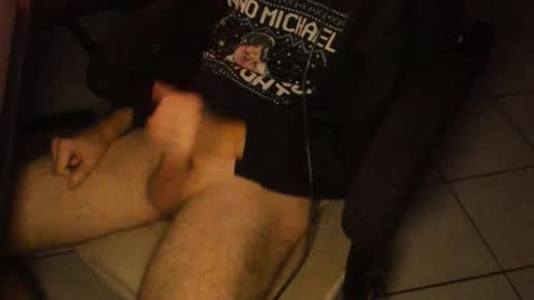 Snapshot of mitchelletbella chatting on September 2025 11:20:02 PM MitchellBWC online show from September 2025 11:20:02 PM