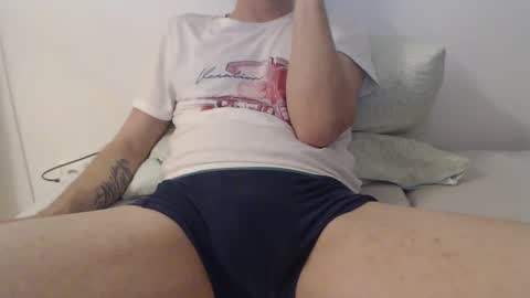 Mitsch online show from December 2024 01:06:01 AM