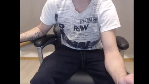 Snapshot of mitsch01 chatting on February 2025 03:45:02 PM Mitsch online show from February 2025 03:45:02 PM