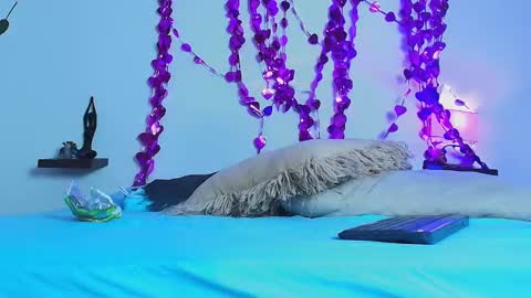 Snapshot of miwa_cutte chatting on March 2025 11:27:01 PM Miwa online show from March 2025 11:27:01 PM