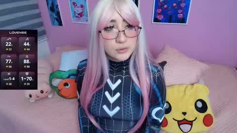  Miwa Violet  online show from October 2025 12:00:02 AM