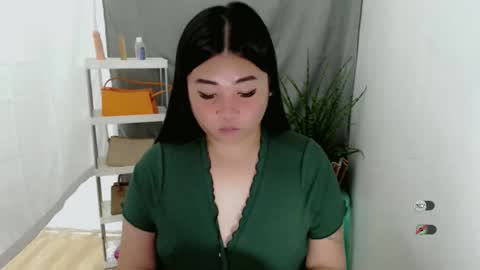 cassie marie online show from November 2025 09:01:01 AM