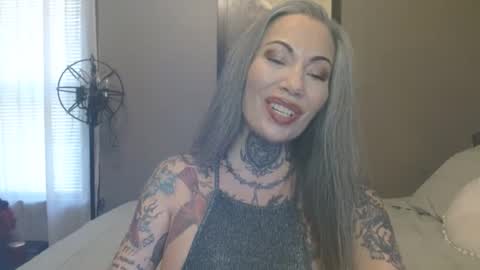 MizXtrix online show from December 2024 03:59:01 PM