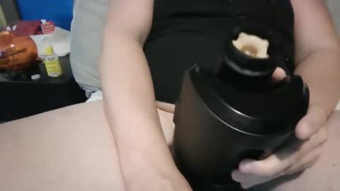 Snapshot of mlee_cam81 chatting on November 2025 06:30:01 PM mlee_cam81 online show from November 2025 06:30:01 PM