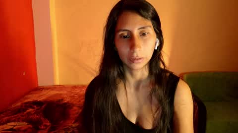 MoonLipson online show from January 2025 03:44:02 AM