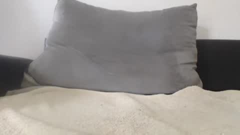 mlkjh49 online show from October 2025 01:12:01 PM