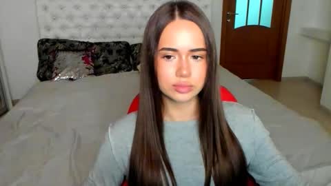 Beata online show from October 2025 07:03:01 PM