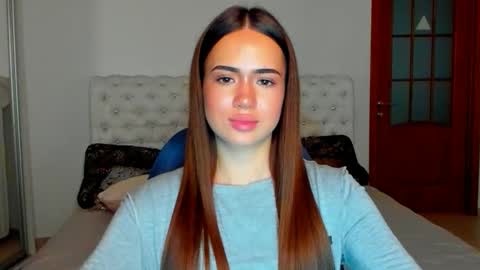 Beata online show from November 2025 04:39:02 PM