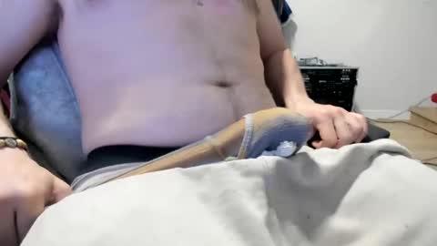 M online show from December 2024 03:58:02 AM