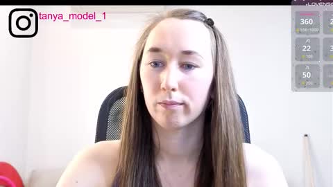 Snapshot of model_10 chatting on December 2025 04:46:02 PM Tatiana online show from December 2025 04:46:02 PM