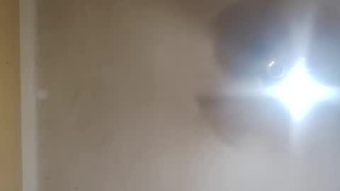 Snapshot of modelo_web18 chatting on February 2026 01:40:02 AM camilo online show from February 2026 01:40:02 AM