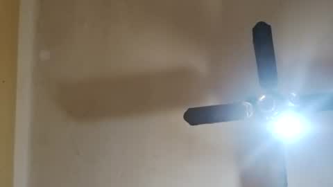 Snapshot of modelo_web18 chatting on July 2026 02:23:01 PM camilo online show from July 2026 02:23:01 PM