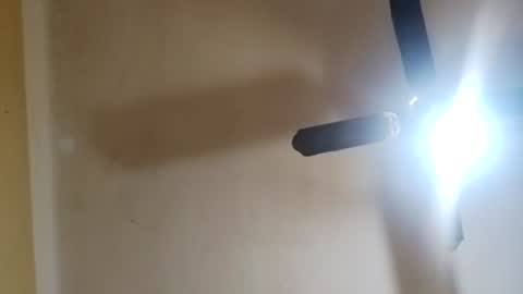 Snapshot of modelo_web18 chatting on August 2026 01:57:01 PM camilo online show from August 2026 01:57:01 PM