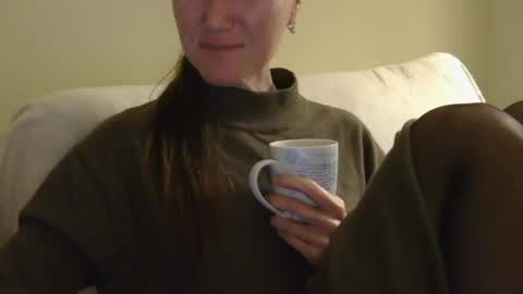 Aurora online show from December 2025 09:43:02 PM