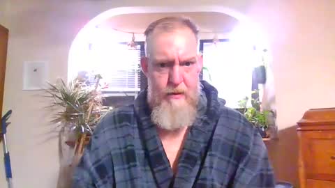 moeblick online show from February 2025 12:27:01 PM